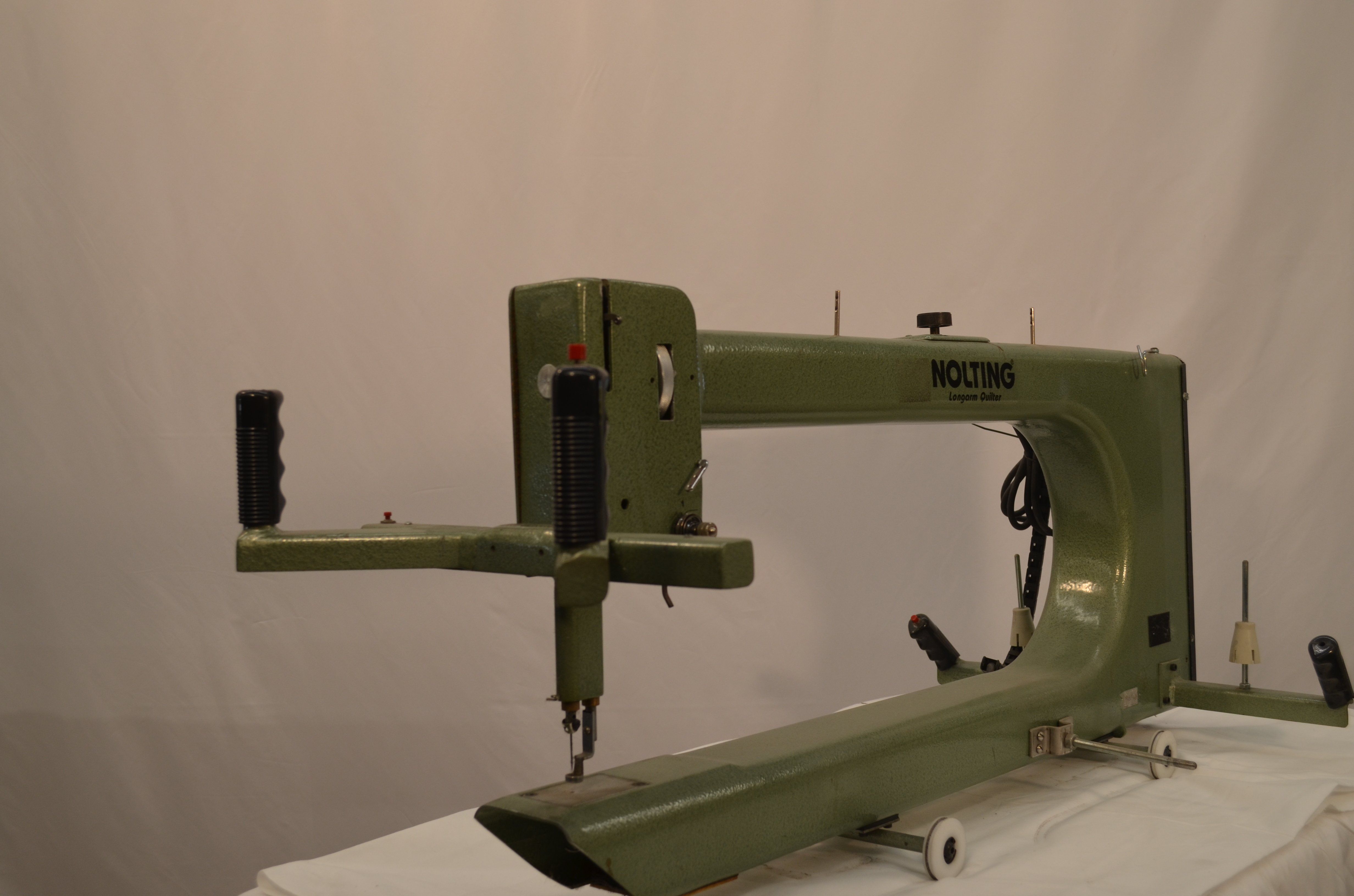 2000 Nolting 30" IS2K (Green) M Bobbin